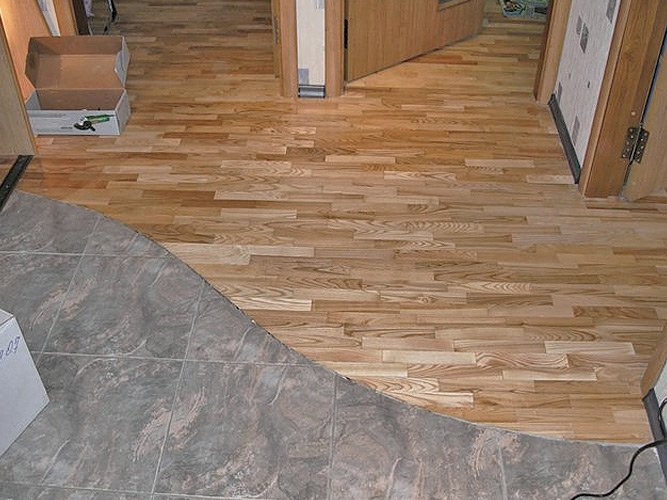 Як зістикувати паркет і плитку, види стикувань