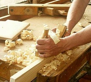 Як зробити стіл для лазні: ідеї, креслення з розмірами, покрокова інструкція, фото і відео