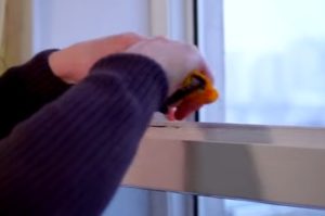 Як вибрати і замінити ущільнювач для пластикових вікон: 4 основних виду