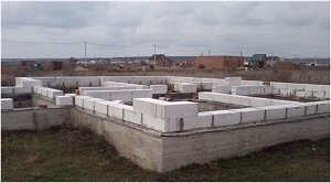 Якою повинна бути глибина закладення стрічкового фундаменту: основні положення, розрахунки