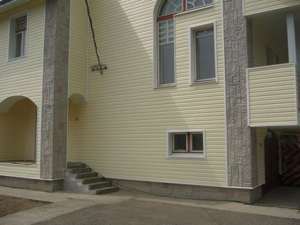 Панелі для оздоблення фасадів або як зробити будинок красивим