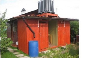 Бочки для води на дачу: різновиди виробів, призначення і особливості вибору