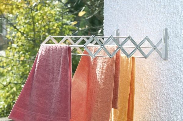 Сушарка для білизни на балкон — огляд 4 найбільш популярних рішень