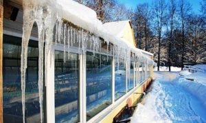 Зимова теплиця: як побудувати своїми руками і забезпечити себе свіжими овочами цілий рік