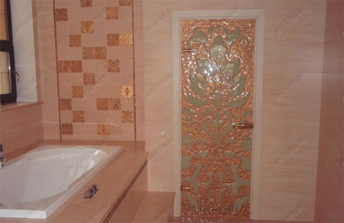 Двері для ванних кімнат і туалетів: як вибрати і які краще поставити +фото