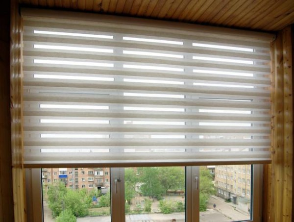 Штори для лоджії: 14 етапів самостійного виготовлення