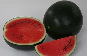 Які бувають сорти, форми і кольору арбузов: всі найцікавіші факти про найбільшу ягоді