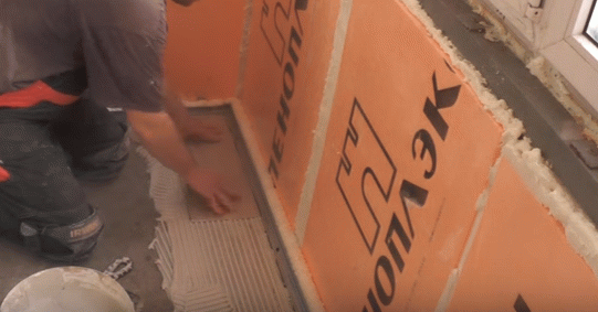 Як зробити підлогу на балконі — 3 найкращих варіанти і їх особливості