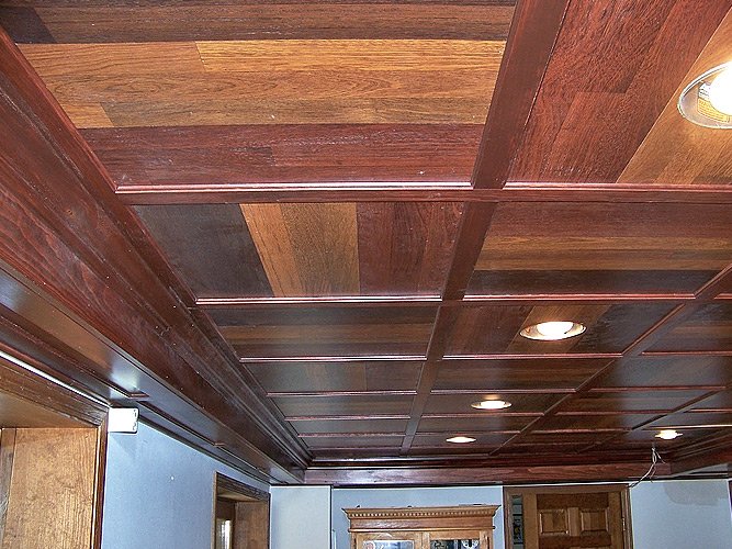 Особливості монтажу паркетної дошки на стелю