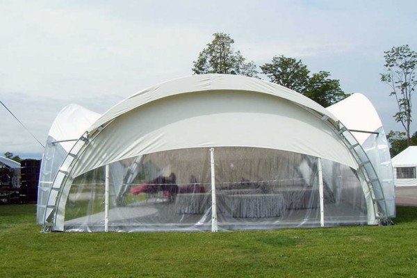 Намети для дачі: особливості конструкції, види з фото і схема складання