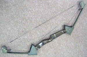 Як правильно зробити лук і стріли своїми руками