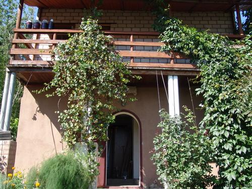 Як зробити балкон: фантазуючи, можна створити райське містечко в своєму житлі