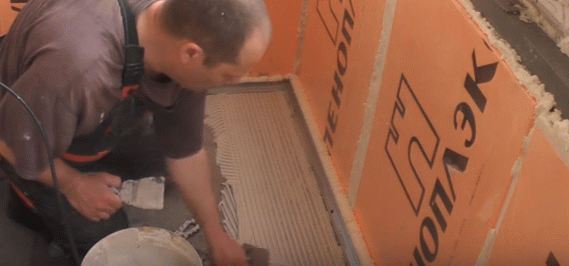 Як зробити підлогу на балконі — 3 найкращих варіанти і їх особливості