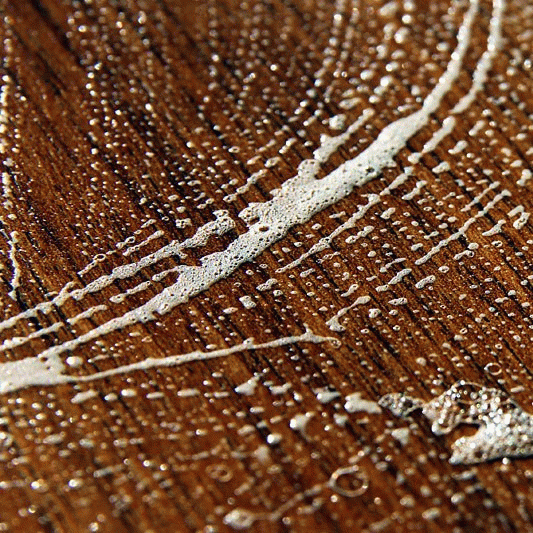 Як і чим мити ламінат: кілька секретів по догляду за ламінатом