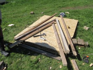 Як недорого зробити вольєр для собаки своїми руками: матеріали, основні вимоги, етапи робіт, фото і відео