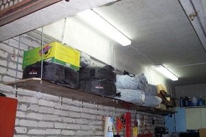 Як зробити полиці в гаражі своїми руками: види, матеріали, креслення, фото і відео