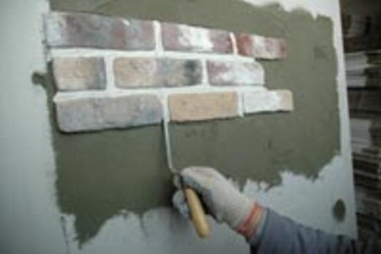 Штучний камінь для фасадів: особливості обробки Штучний камінь для фасадів: особливості обробки