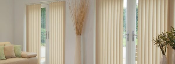 Жалюзі на пластикові вікна — 9 видів виробів