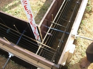 Монолітний стрічковий фундамент: пристрій, розрахунки, креслення, технологія проведення робіт