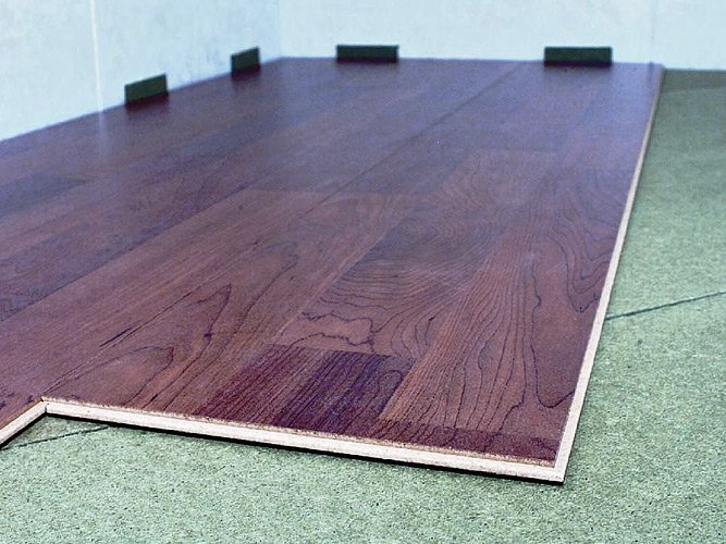 Опис процесу укладання паркетної дошки на деревяну підлогу