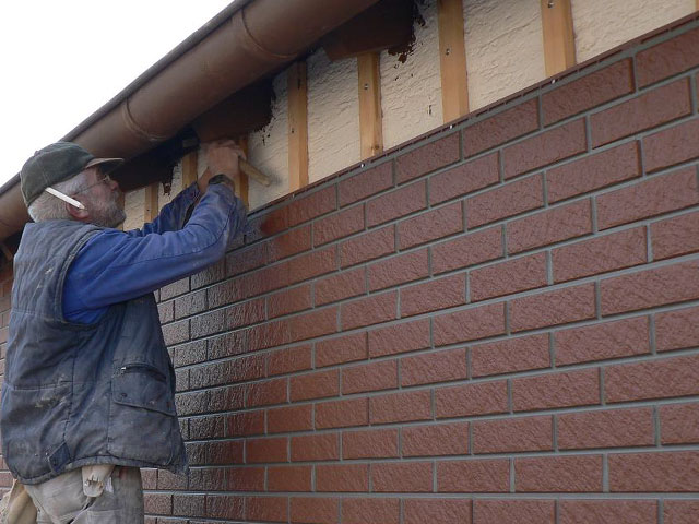 Штучний камінь для фасадів: особливості обробки Штучний камінь для фасадів: особливості обробки