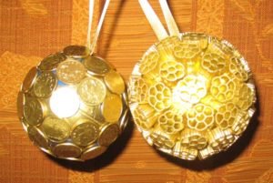 Новорічні ялинкові іграшки своїми руками: оригінальні та прості ідеї створення прикрас до свята