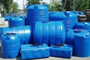 Бочки для води на дачу: різновиди виробів, призначення і особливості вибору