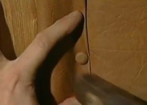 Утеплюємо деревяні двері: принцип монтажу та вибір матеріалу