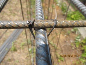 Як правильно армувати стрічковий фундамент своїми руками: секрети монтажу, покрокова відео інструкція