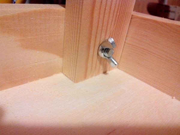 Розкладний стіл для пікніка своїми руками — креслення