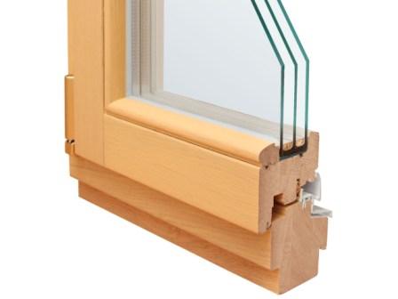 Деревяні вікна веранди — 9 незаперечних достоїнств і 3 ключових недоліки