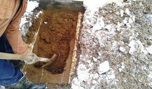 Розміри вимощення навколо будинку: розрахунок ширини, товщини і глибини