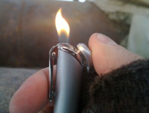 Сонник Запальничка з вогнем у сні бачити до чого сниться?
