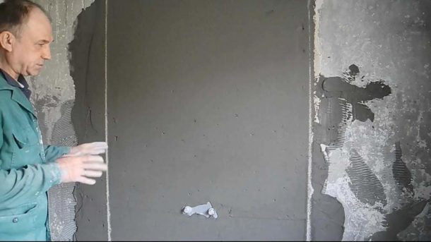 Що краще і дешевше, штукатурити стіни або обшити гіпсокартоном?