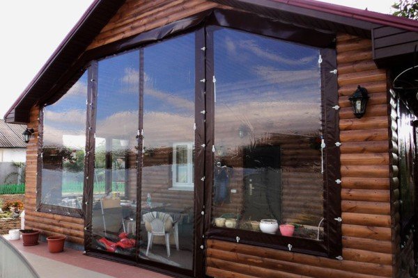 Тенти для дачі — види тентових матеріалів і тканин