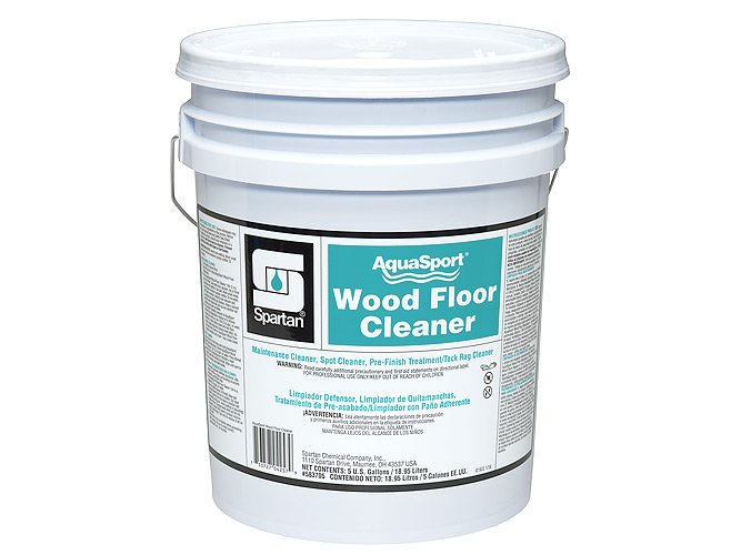 Правильний догляд за паркетною дошкою і паркетом — спосіб зберегти покриття