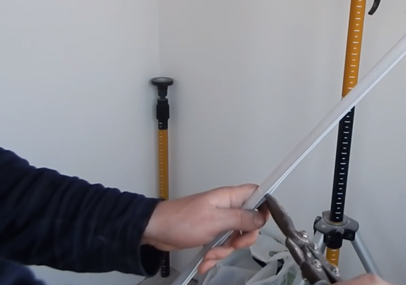 Стельова сушарка для білизни на балкон — 25 етапів самостійної установки