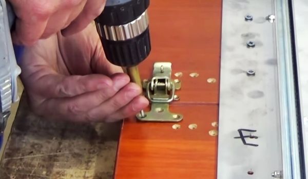 Розкладний стіл своїми руками — креслення та інструкція з фото