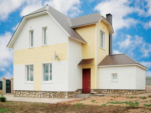 Як обшити фронтон сайдингом стильно і оригінально, а головне — правильно