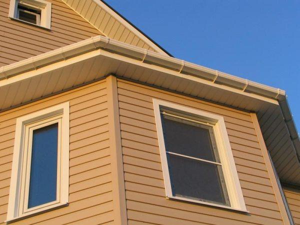Який вініловий сайдинг краще вибрати – поради професіоналів