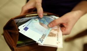 Сонник Євро паперові Гроші у сні бачити до чого сняться?