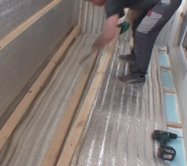 Покроковий ремонт лоджії: 2 варіанти чистової обробки для починаючого майстра