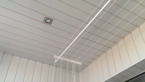 Стельова сушарка для білизни на балкон — 25 етапів самостійної установки