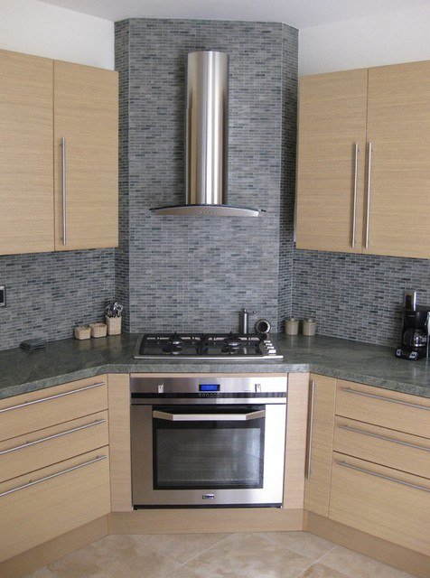 Виступ в кутку кухні