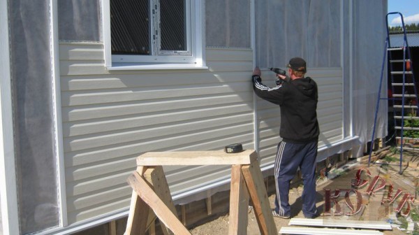 Як розрахувати сайдинг для будинку: докладна методика