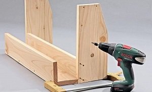 Як зробити полицю на балконі своїми руками: варіанти, способи кріплення, покрокова відео інструкція