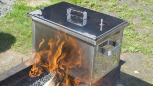 Коптильня гарячого копчення своїми руками: матеріали, пристрій, креслення з розмірами, фото і відео