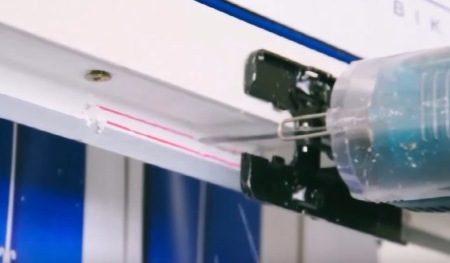 Припливний клапан на пластикові вікна: 3 види пристроїв і одна технологія установки