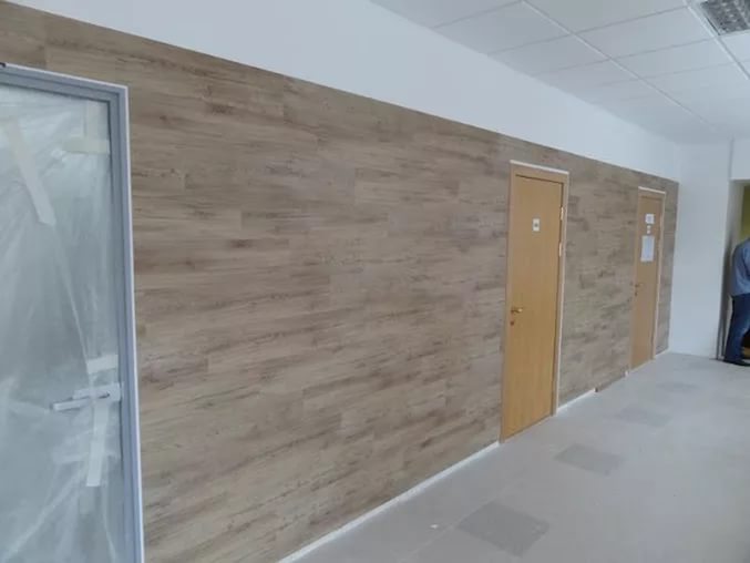 Кварцвініловая плитка: вся правда про підлоговому покритті