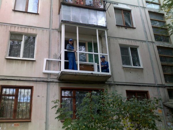 Французький балкон – витончене рішення плюс 3 квадратних метра площі